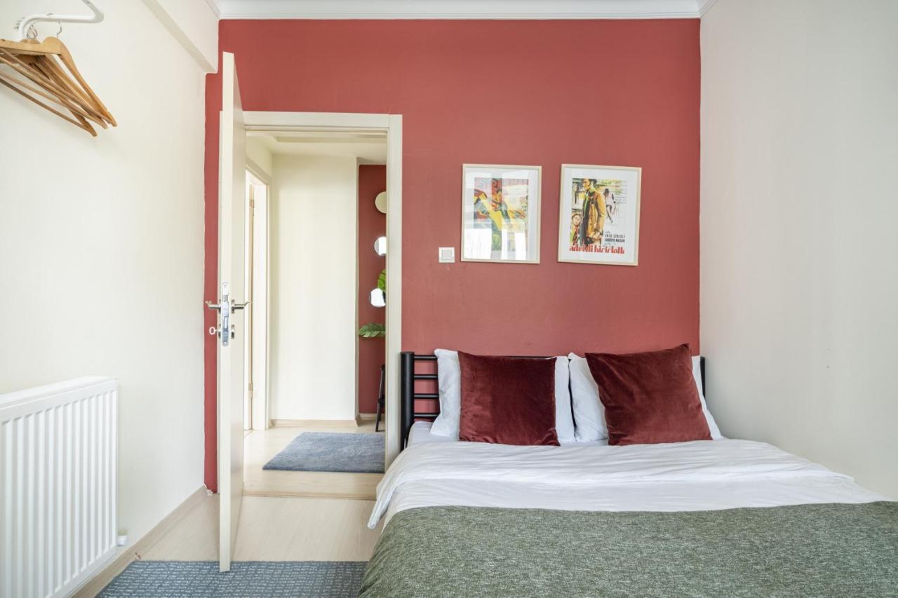 Ferienwohnung Modern Flat With Balcony On Bagdat Street Istanbul Exterior foto